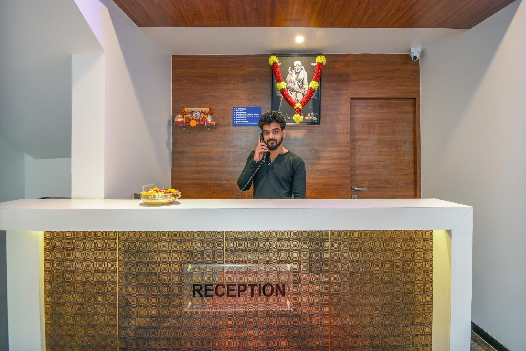 Oyo Flagship Hotel Shreeyash Executive Mangvadi Exterior foto